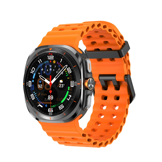 Get Watch 7 Ultra smartwatch with customizable dials and fitness tracking

