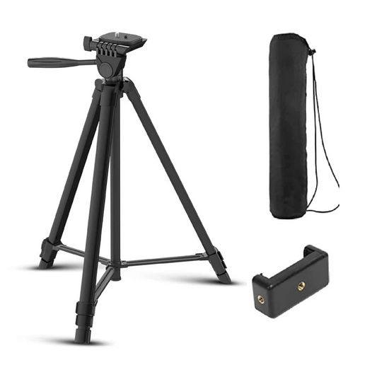 Digitek DTR 480LW tripod for indoor and outdoor shoots

